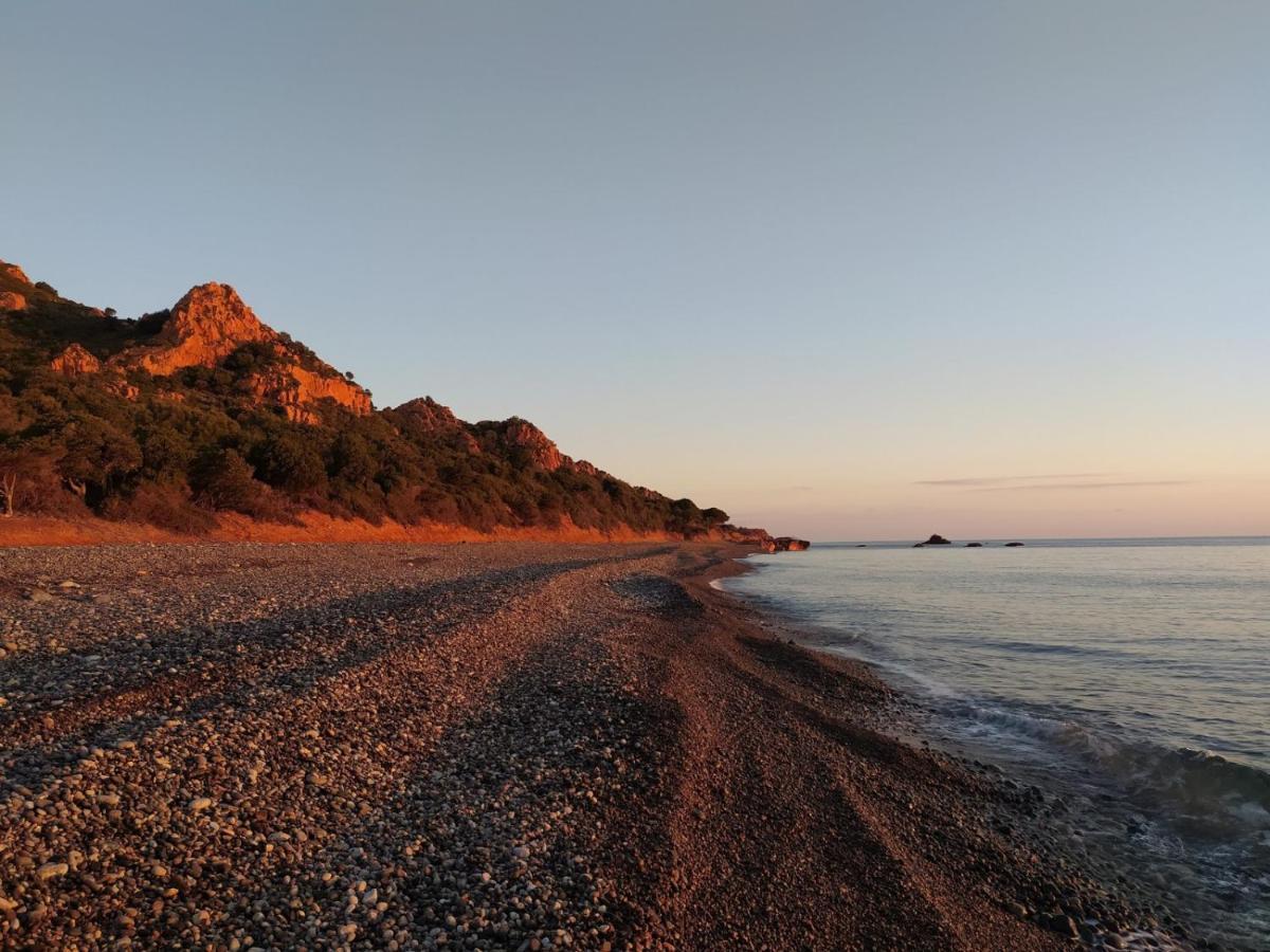 New Camping Coccorrocci Marina di Gairo ภายนอก รูปภาพ